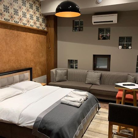 Guest House People 코르처 외부 사진