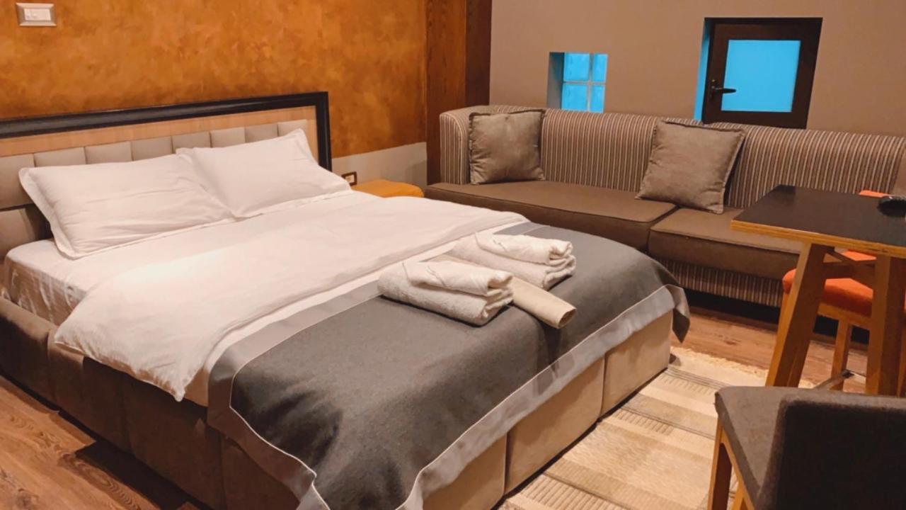 Guest House People 코르처 외부 사진